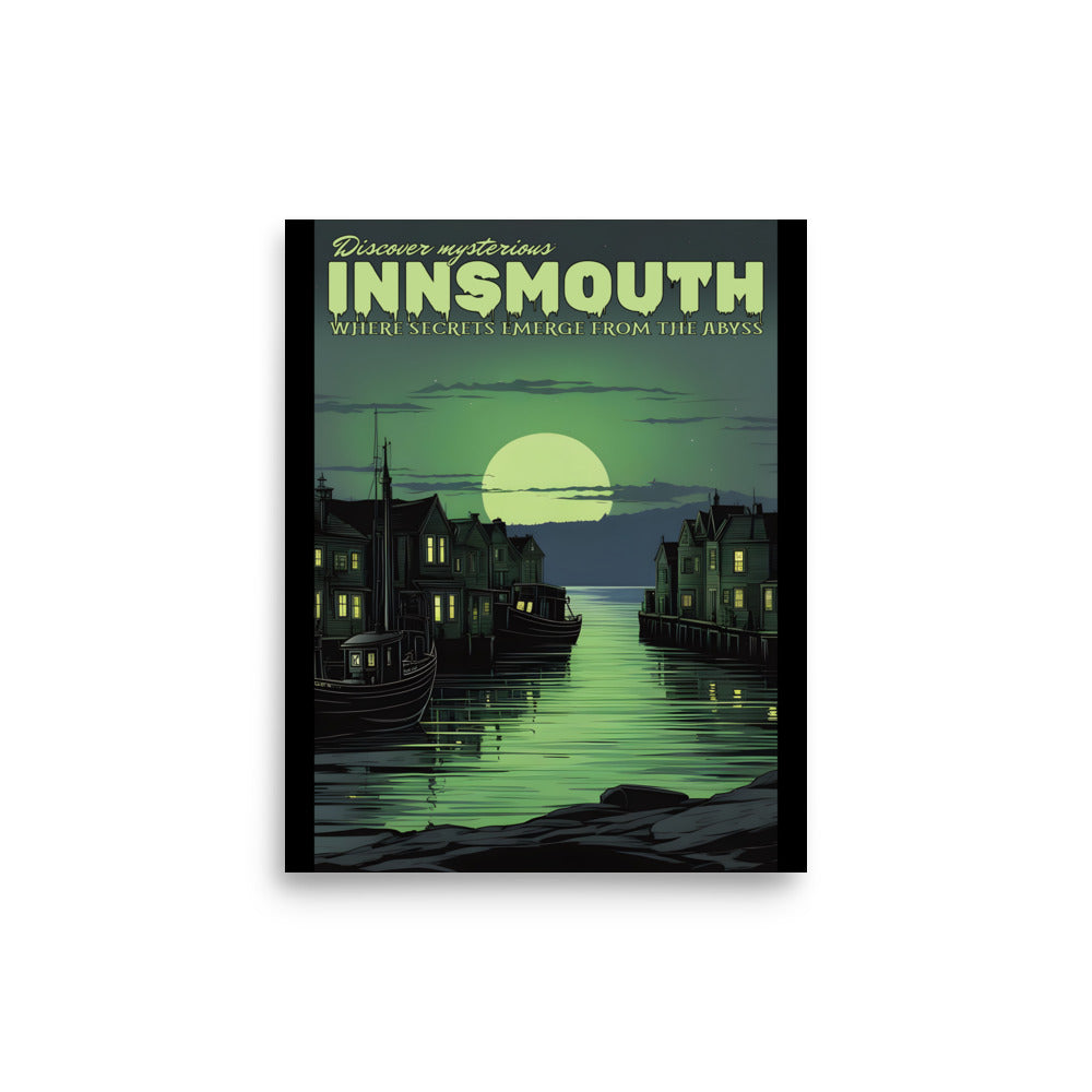 Entdecke das mysteriöse Innsmouth Poster