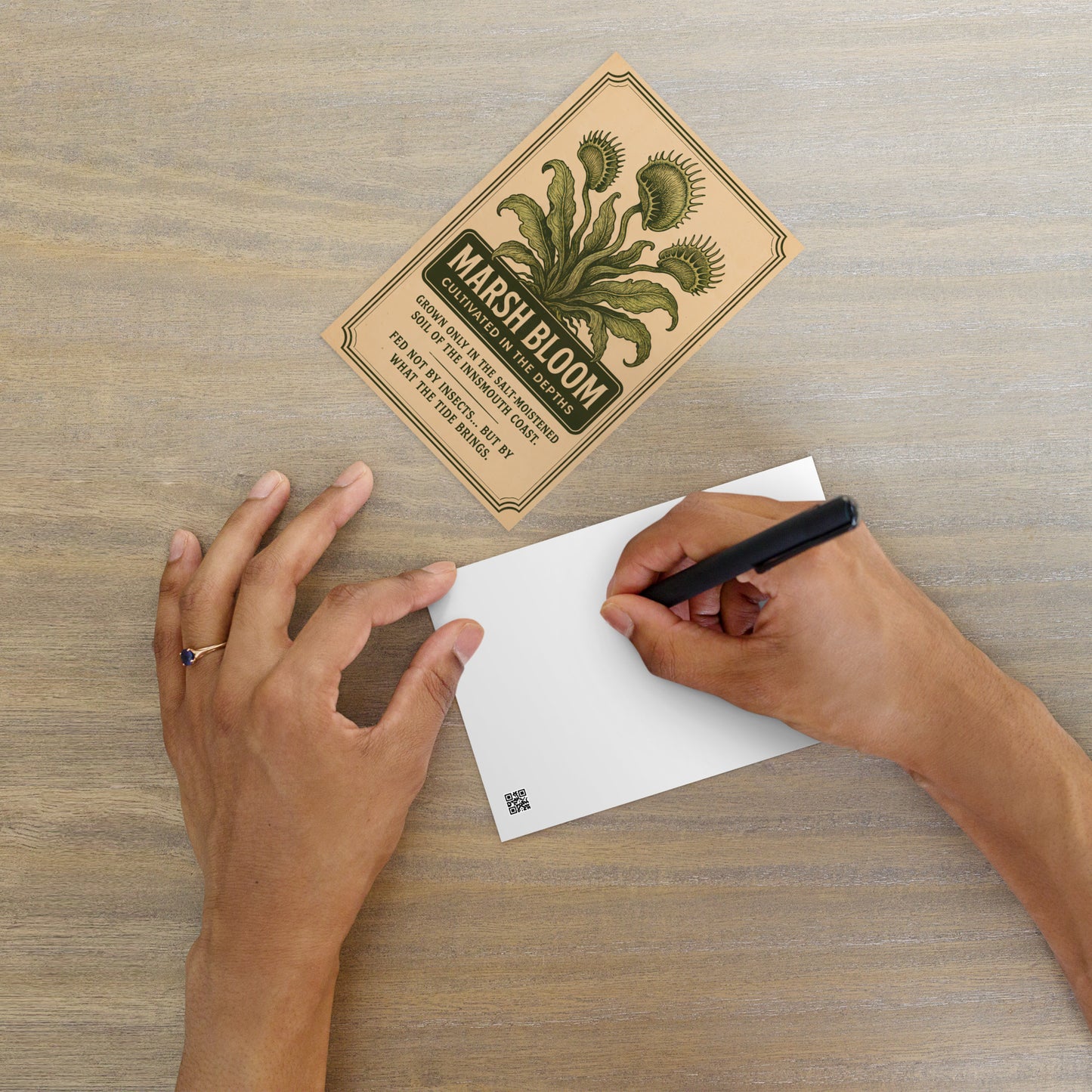 Marsh Bloom – Cultivé dans les profondeurs Carte postale standard